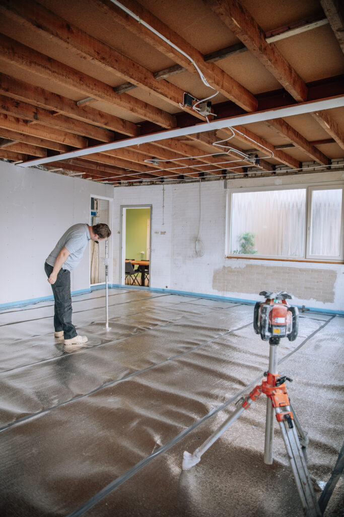 Waterpas__vloer_van_Solid_Floors